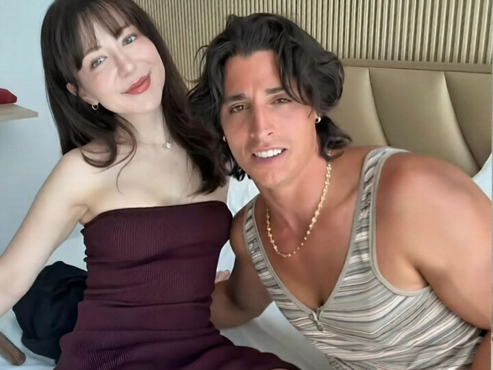 Ảnh 2 của Gattouz0 bạo dâm em LunaLoveKiss vú to lồn múp cực dâm (Full Clip)